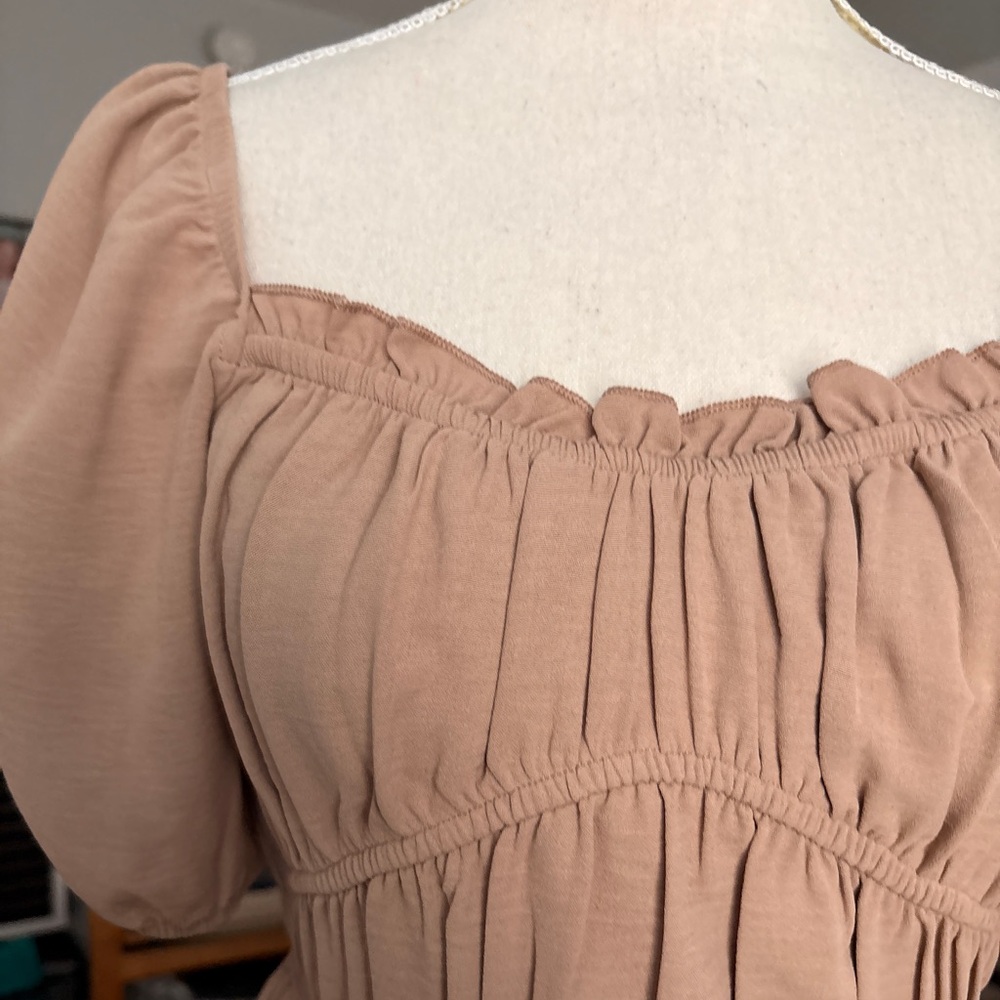 And Now This Almond Puff Sleeve Peplum Top XS NWT - Picture 3 of 8